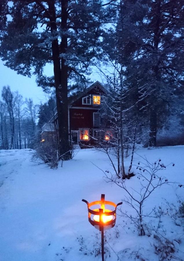 Bed and Breakfast Skogstorp Hvilohem Mullhyttan Экстерьер фото
